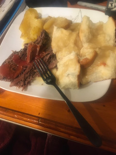 A picture of Crockpot roast beef.