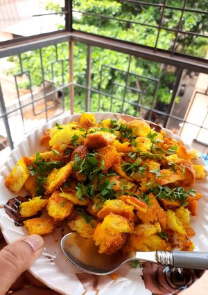 पाव भाजी /चिवडा (Pav Chivda Recipe In Marathi) रेसिपी चे मुख्य फोटो