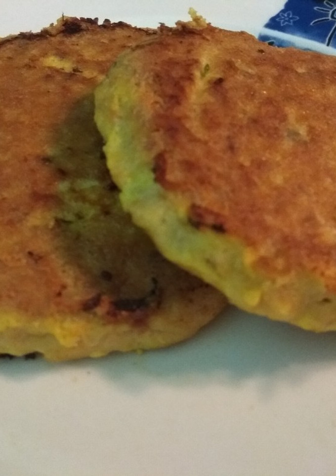 Una foto de Hamburguesa de salmón y atún