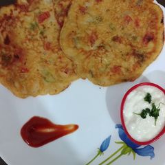 A picture of Multy Grain Uttapam.
