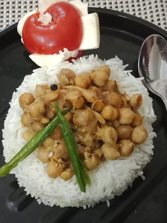 पंजाबी छोले (Punjabi Chole Recipe In Hindi) रेसिपी मुख्य फोटो