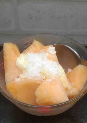 A picture of Muskan melon with malai.
