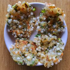 A picture of Sabudana+Potato mini uttapa.