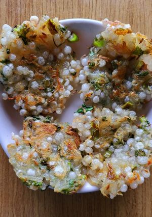 A picture of Sabudana+Potato mini uttapa.