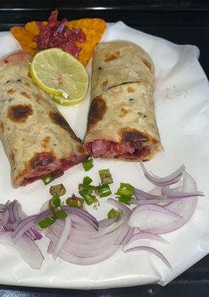 A picture of Veg Roll 🌯🌯💞💞.