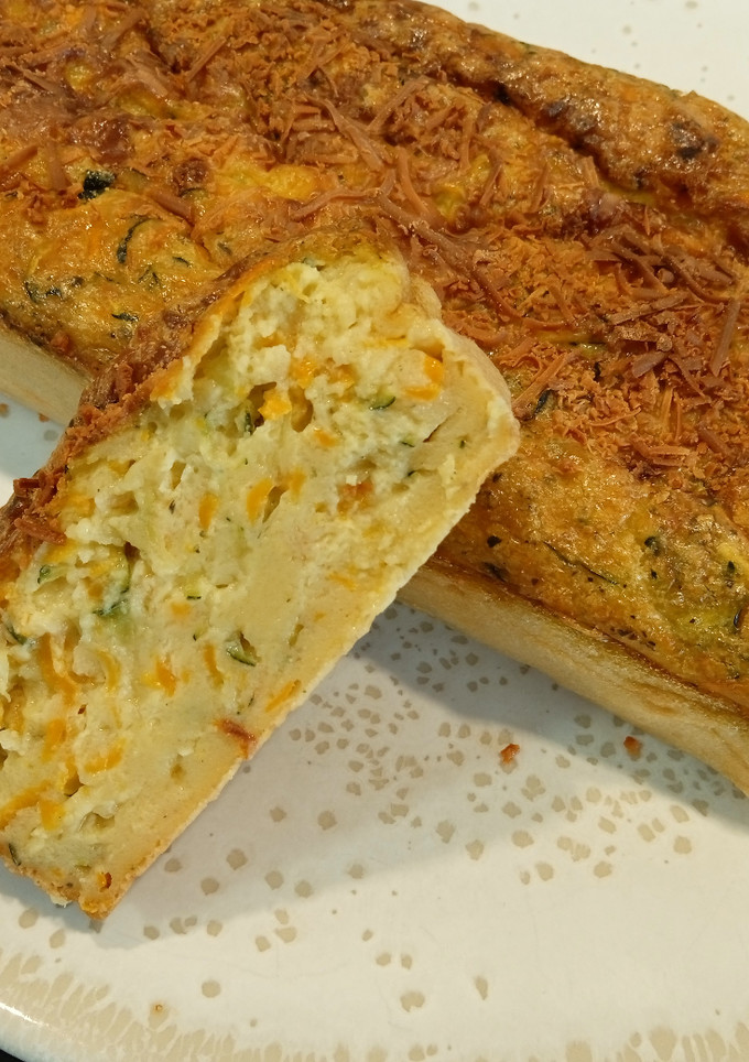 Una foto de Pastel de calabacín y zanahoria