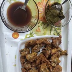 A picture of Methi pakode.