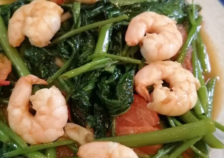 Langkah Mudah untuk Menyiapkan Kangkung Tumis Udang🍤, Enak Banget