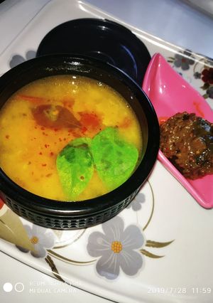 A picture of Arhar dal (pigeon dal).