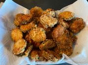 Une photo de courgette apero au parmesan