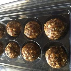 A picture of Healthy Homemade nutty truffles.