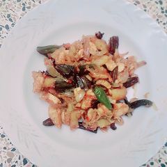 A picture of Chicken potato bhindi.
