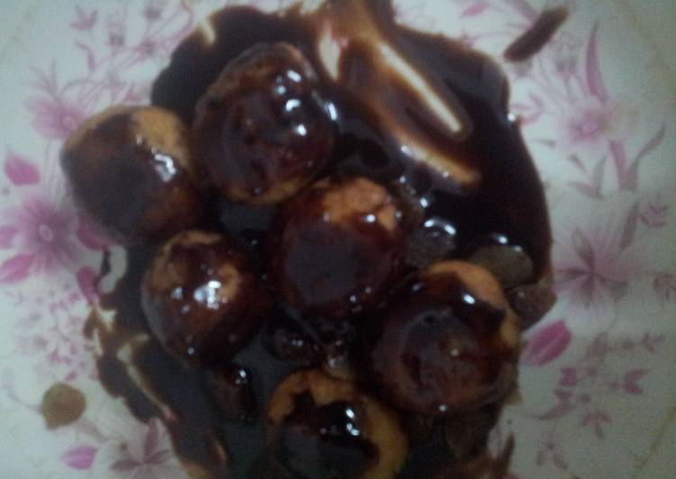 Recipe of Any-night-of-the-week Choco dip gulab jamun