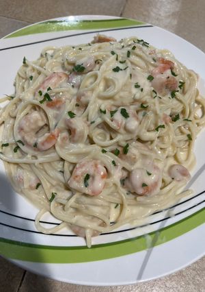 Una foto de Pasta con camarones 🦐