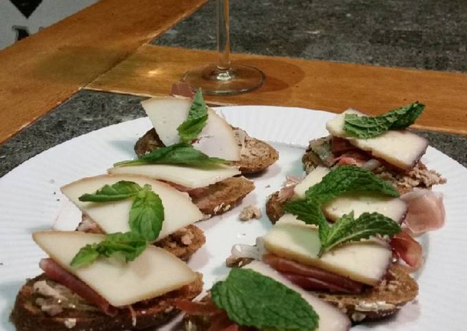 Easiest Way to Make Homemade Brad&#39;s sweet bruschetta appetizers