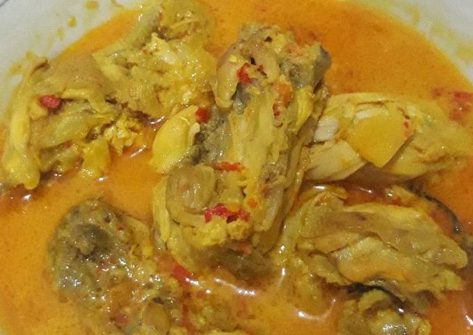 Gulai ayam padang