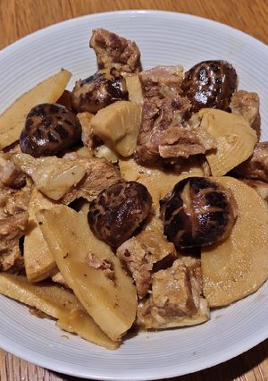 A picture of Stew Ribs with.Mushroom and Bamboo Shoots.