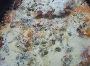 Una foto de Matambre A La Pizza Con Roquefort Al Horno Súper Tierno Se Corta Con Cuchara