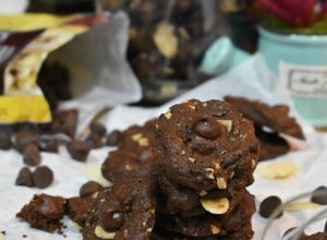 Foto resep DOUBLE HERSHEY'S Chocolate Chips Almond Cookies#BikinRamadhanBerkesan#PekanInspirasi