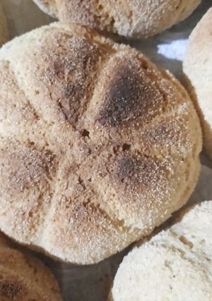 Une photo de Pain au semoule de blé complet