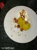 Pears poached in white wine 