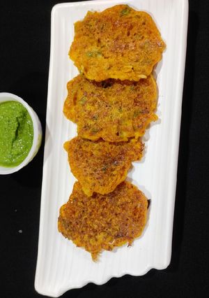 A picture of Quinoa mini chilla.