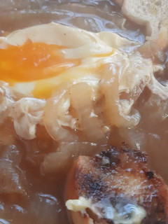 Una foto de Sopa de Cebolla a mi estilo