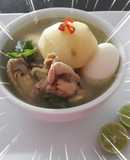 Caldo de pollo a lo Carmelita