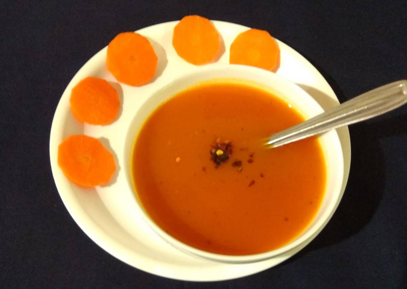 Carrot tomato soup