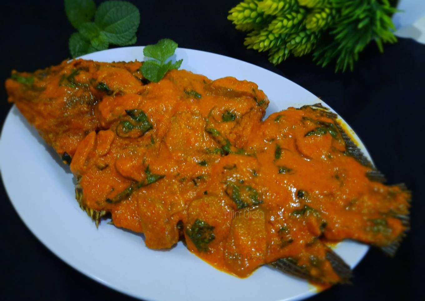 Ikan Gurame Goreng Bumbu Woku