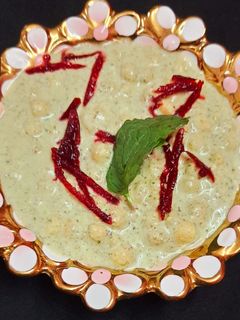 बूंदी और पुदीने का रायता (boondi aur pudina ka raita in Hindi) रेसिपी मुख्य फोटो