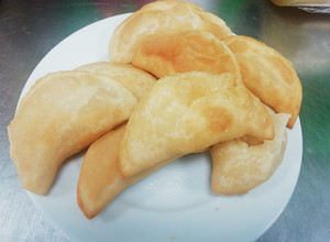 Una foto de Empanadas fritas de queso