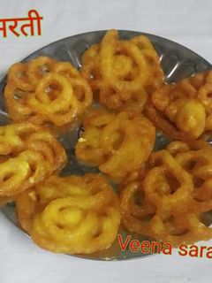 इमरती (Imarti recipe in Hindi) रेसिपी मुख्य फोटो