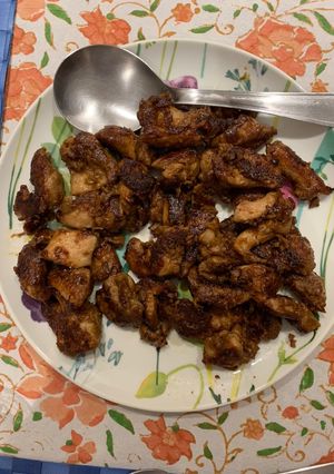 A picture of Chilli pepper chicken.