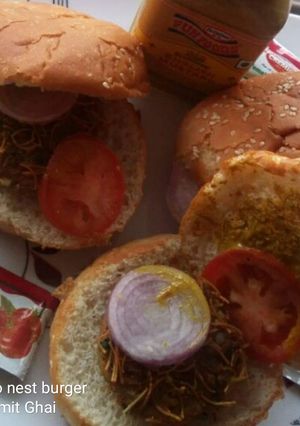 A picture of Potato Nest Burger.
