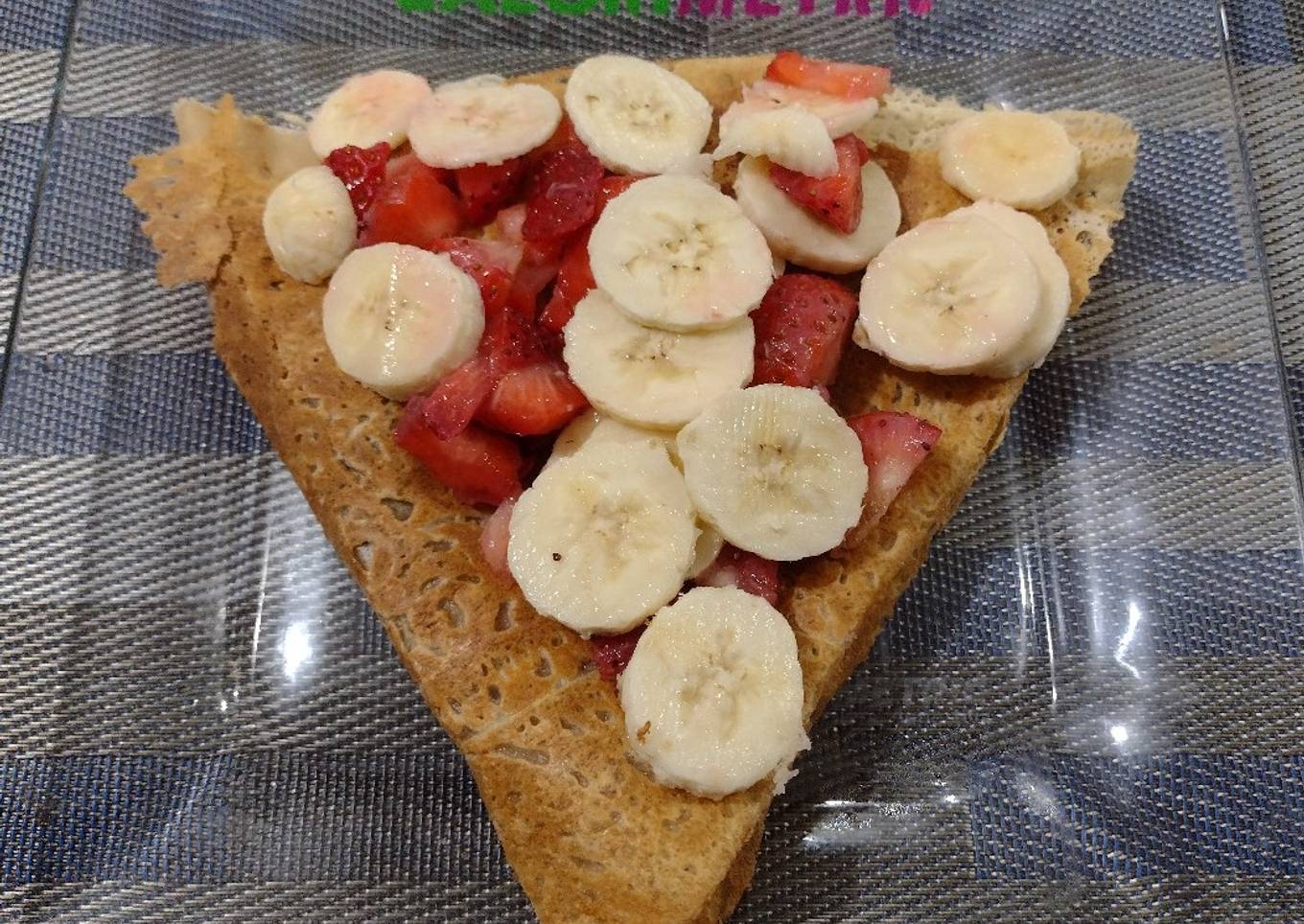 27. Crepas de avena con fruta