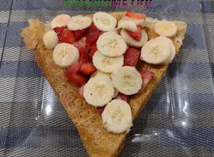 Una foto de 27. Crepas de avena con fruta