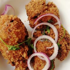 A picture of Crumb coated chicken.