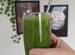 Foto de Suco Verde Detox com Canela
