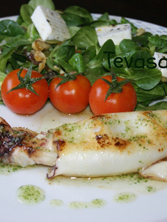Una foto de Calamares con salsa Mery
