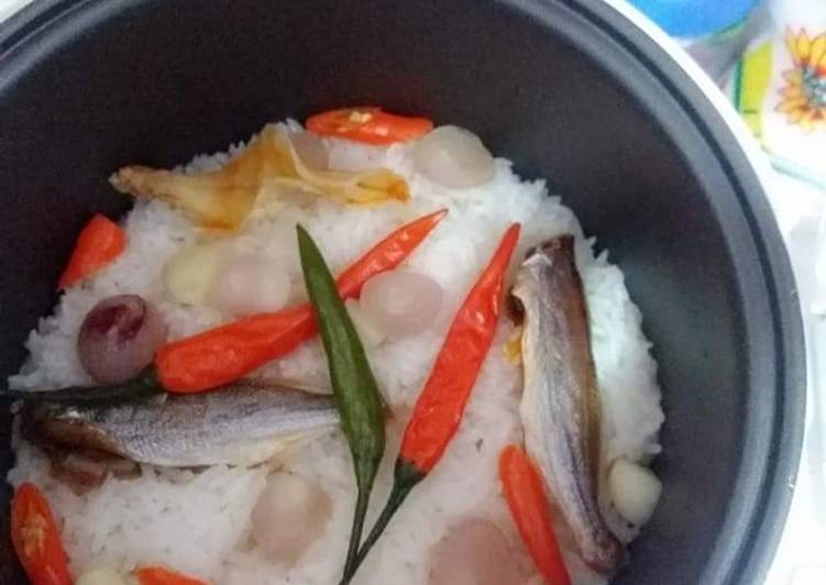 Nasi liwet rice cooker