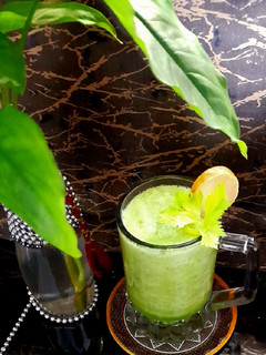 عکسی از دستور دیتاکس کرفس(رژیمی وچربی سوز)