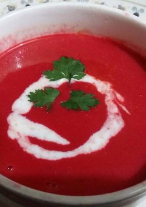 क्रीम या टमाटर सूप (Creamy tomato soup recipe in hindi) रेसिपी मुख्य फोटो