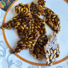 A picture of Pumpkin Seeds Chikki.
