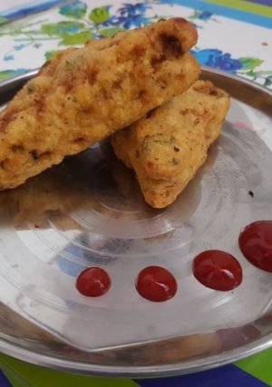 ब्रेड पकौड़े (bread pakode recipe in Hindi) रेसिपी मुख्य फोटो