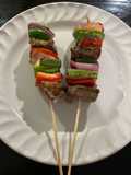 Brochetas de res