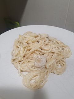 Una foto de Spaghetti con manzana y champiñones