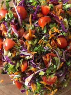 Una foto de Ensalada especial para lasaña en salsa blanca