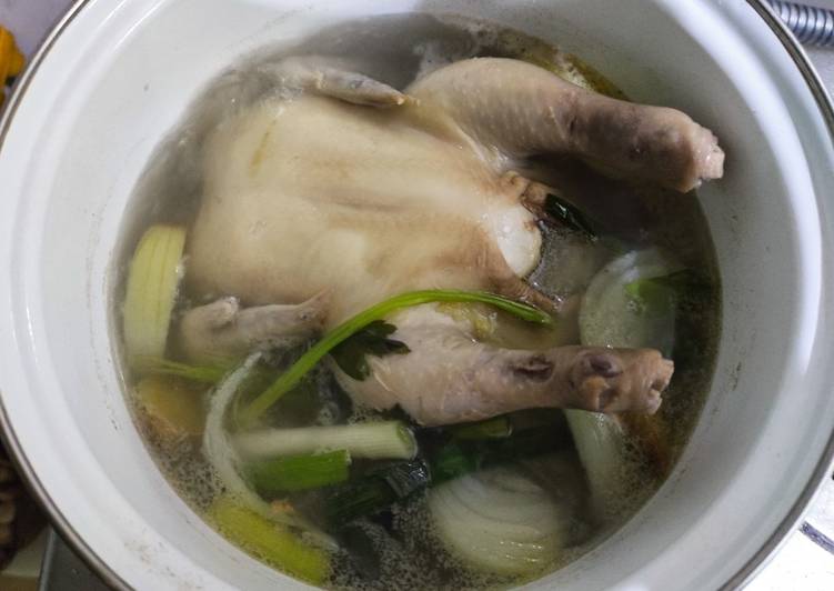 Bagaimana Menyiapkan Ayam Rebus Anti Gagal