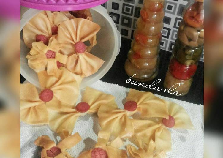 Kripik Bunga Pita Sosis